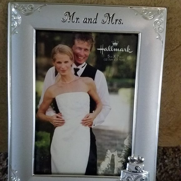 Wedding picture frame lot - Picture 3 of 6